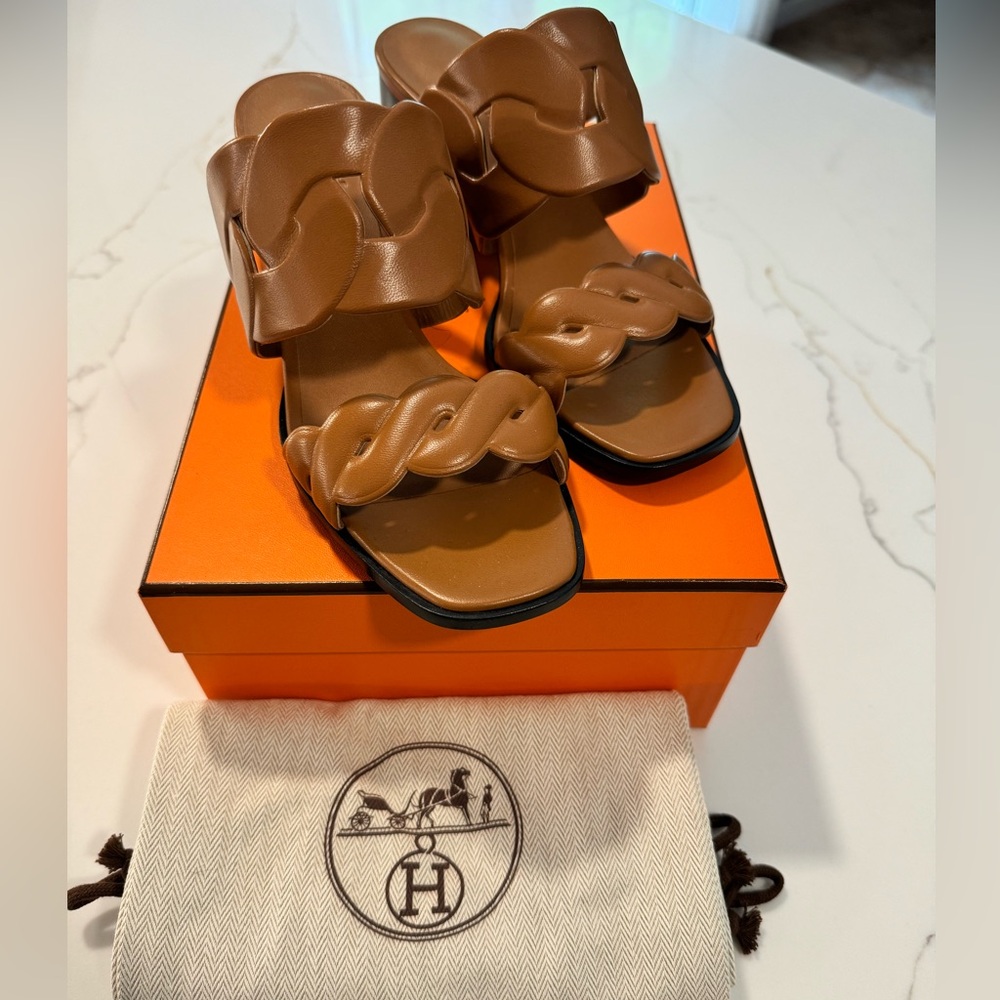 NEW Hermes Gaby 60 sandals